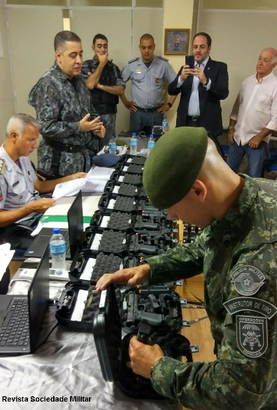 Polícia de SÃO PAULO realiza testes com pistolas glock .40