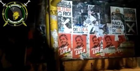 Polarização em alta – Grupos de DIREITA arrancam cartazes de LULA das paredes e muros do RJ e SP
