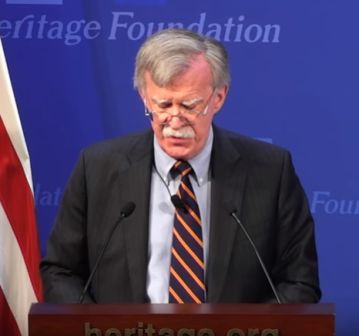 John Bolton – Assustados com CHINA e RÚSSIA, EUA pretendem entrar na guerra para expandir a influência