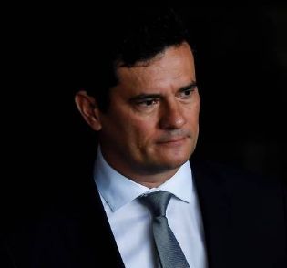 Russa condenada por tráfico é expulsa por Sérgio Moro do país. Portarias determinam expulsão de vários estrangeiros