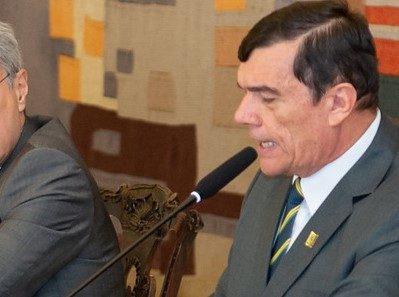 Ações contra Ministro da Defesa deixam militares em xeque e revelam ausência de temor de que se excedam além da sua destinação constitucional –