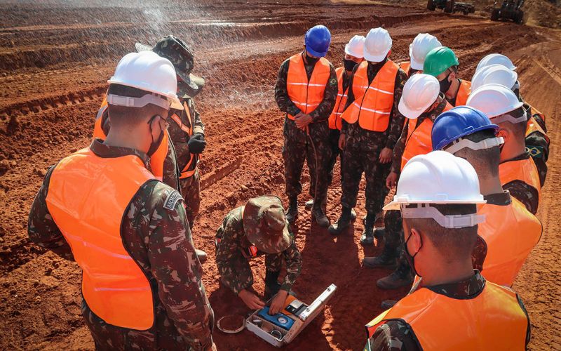 28º GAC - Exército Brasileiro - Atenção! Estão abertas as inscrições para  Processo Seletivo de Cabo Especialista Temporário no âmbito da 5ª Região  Militar. Áreas de Interesse: Auxiliar de Eletricista Predial, Auxiliar