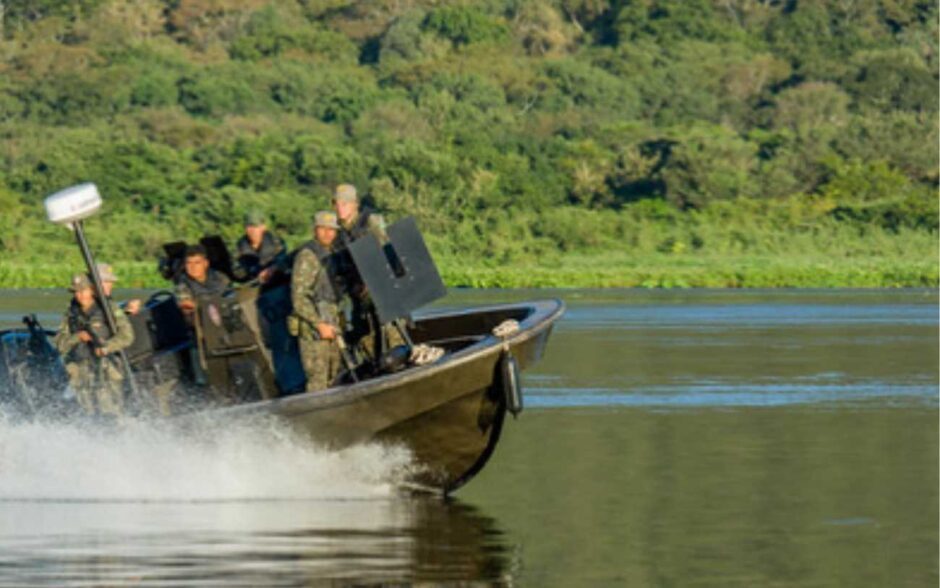 Exército Brasileiro oferece vagas para diversas carreiras, salários até R$8.245,00 para alunos