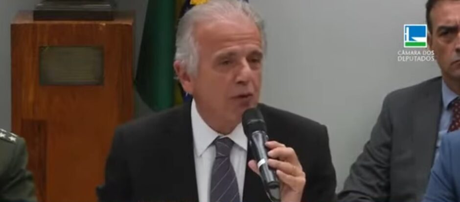 Ministro da Defesa diz que acampamentos eram democráticos até o dia 8 de Janeiro.
