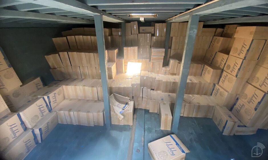 Marinha realiza apreensão de contrabando de cigarros no valor de mais de R$2 milhões