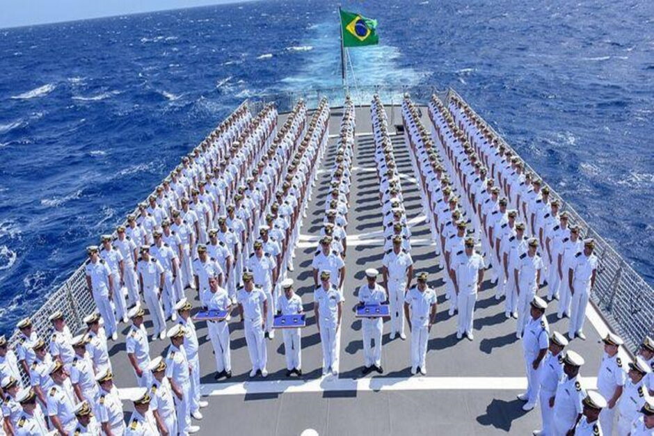 Marinha do Brasil abre vagas para técnicos, saiba como se inscrever