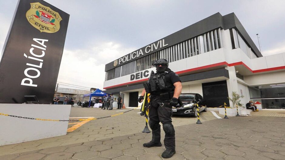 Polícia Civil de São Paulo vai abrir mais de 3000 vagas com salários que podem ultrapassar os R$ 12.000,00, confira
