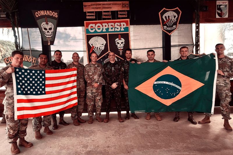Comando de Operações Especiais do Exército Brasileiro recebe Forças  Especiais do Exército Americano no Brasil - Revista Sociedade Militar