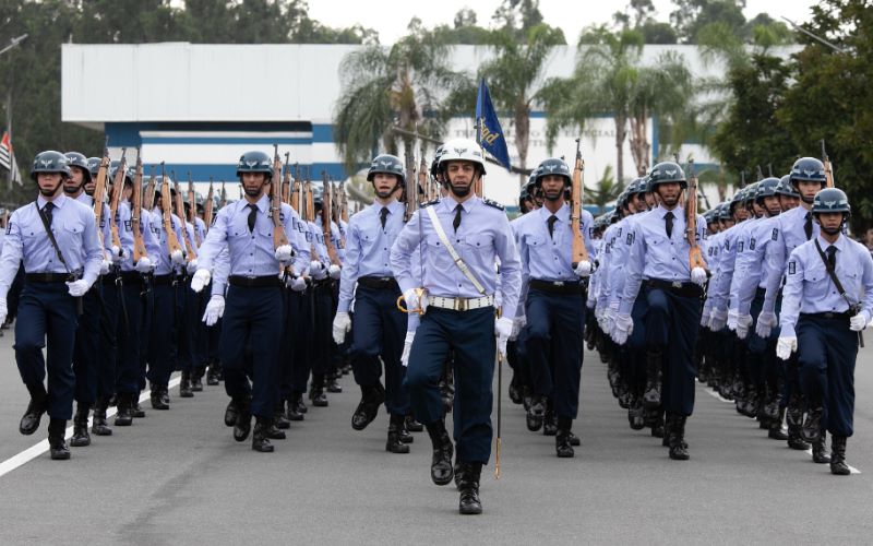 Dicas de ouro: o que você precisa saber sobre a carreira de Sargento da Aeronáutica