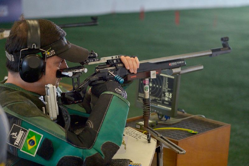 Sargento do Exército Brasileiro se Destaca no Tiro Esportivo Paralímpico