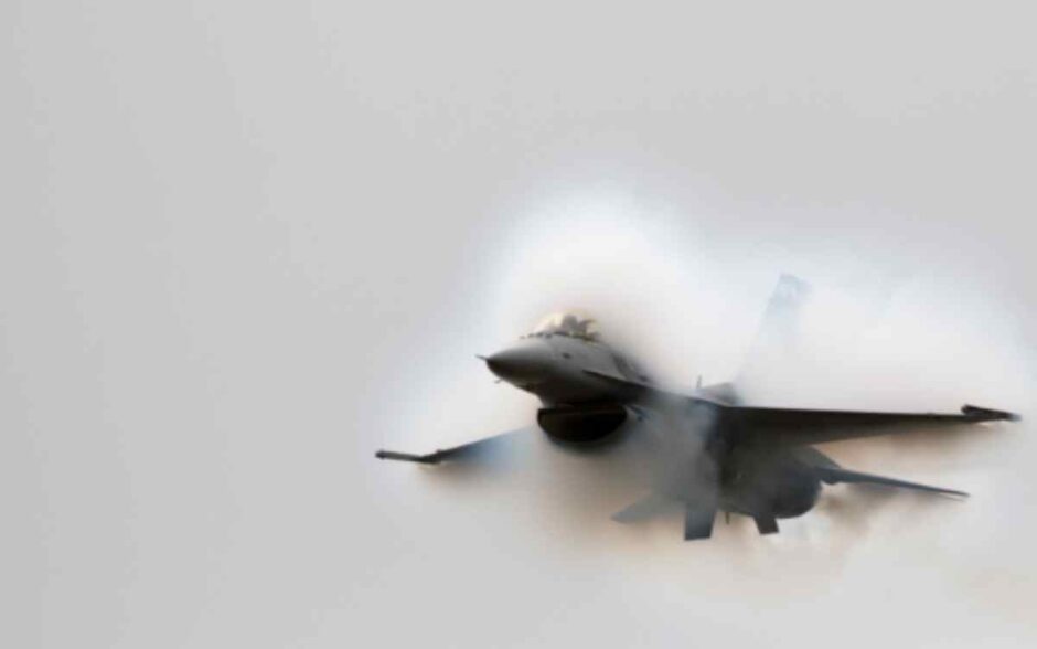 Holanda vai treinar pilotos ucranianos para voar com caças F16