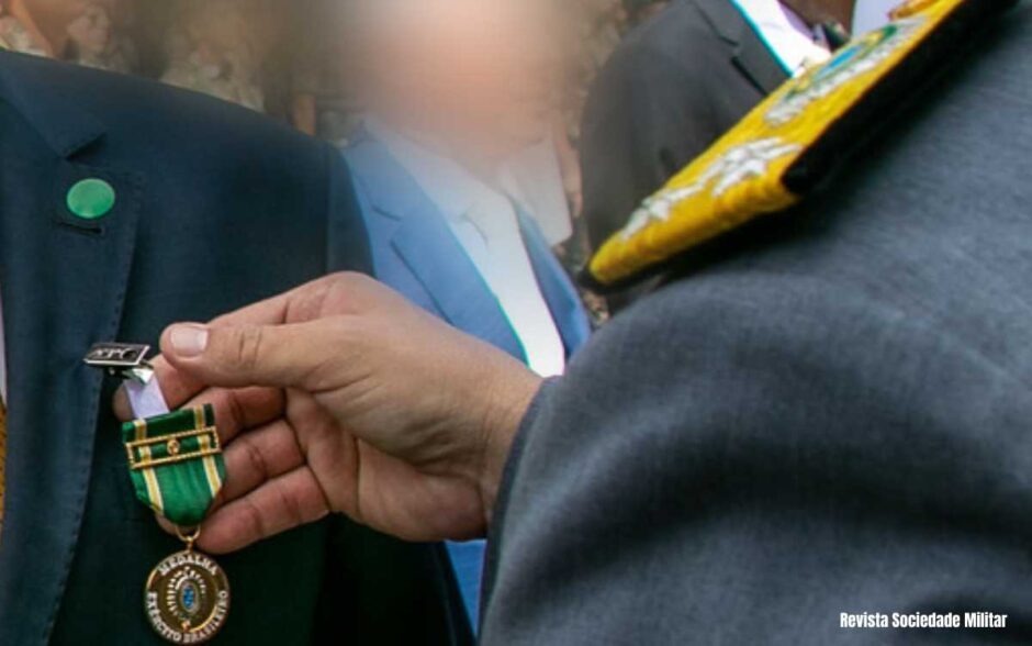 Generais da reserva: mesmo com Lula, ex-chefes de setores do Exército, Marinha e FAB ocupam estatais e salários surpreendem