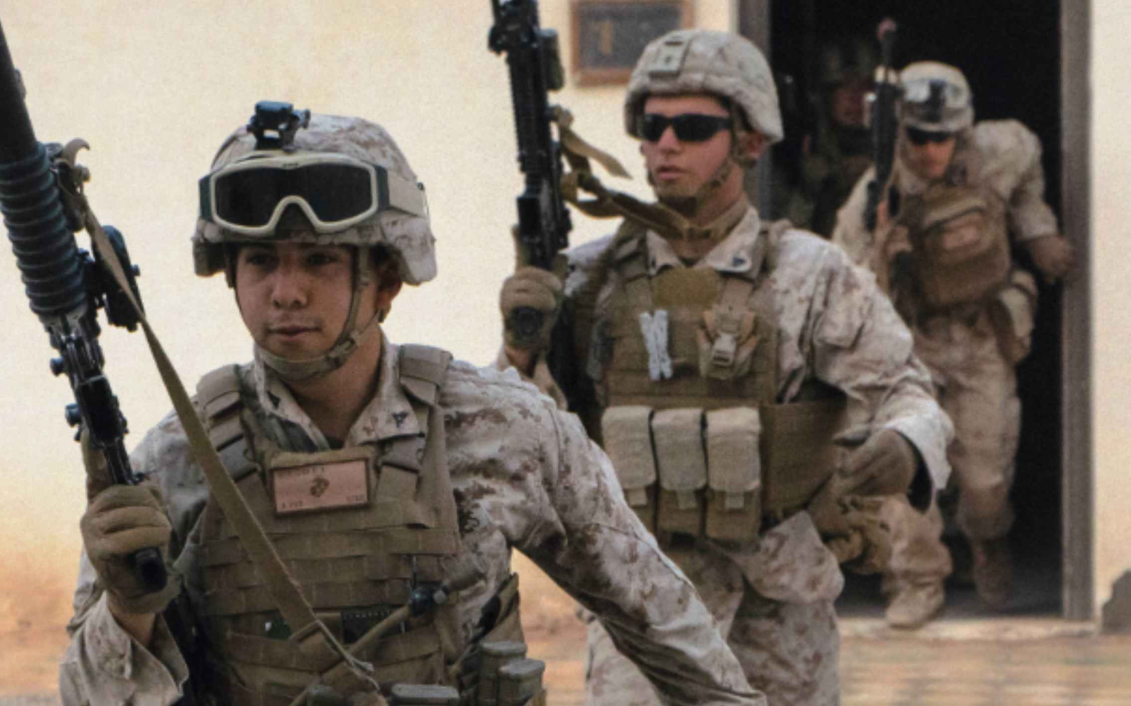 Marines em operação no Brasil: autorização dada por Mucio permite armas portáteis e equipamentos de comunicação