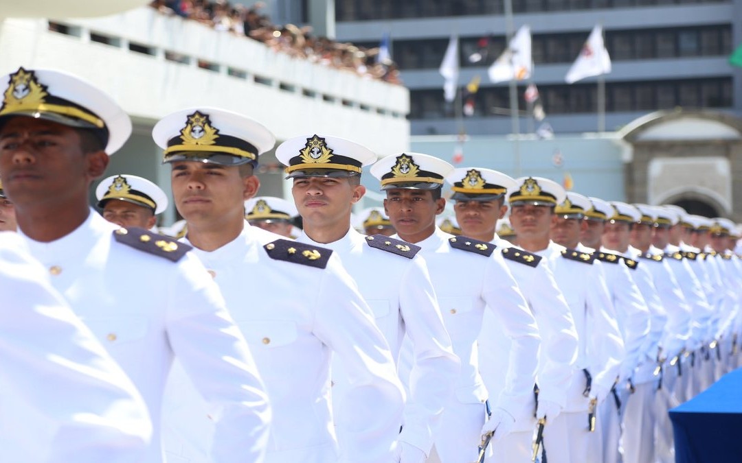 Vagas na MARINHA: quais os benefícios da carreira naval? Mais de 400 vagas abertas em todo Brasil em várias especialidades