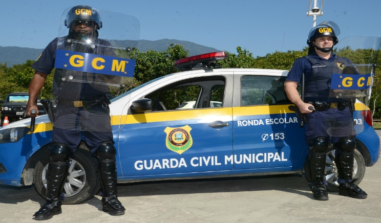 Concurso GCM no litoral de São Paulo é reaberto após suspensão; confira novos prazos e participe da seleção que oferece ganhos que podem passar de R$ 4.000,00