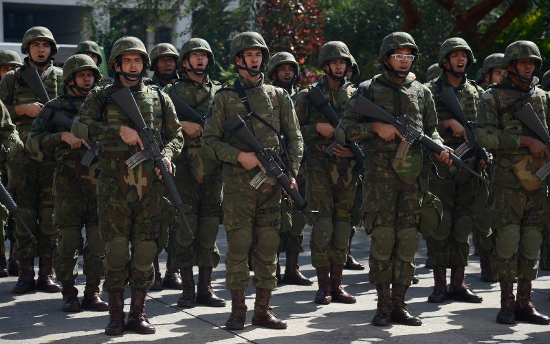 Decreto presidencial define efetivo do Exército para 2024 em tempo de paz