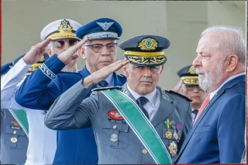 Retrato dos Comandantes prestando continência para Lula é um troféu para Ministro da Defesa, afirmou o próprio ministro