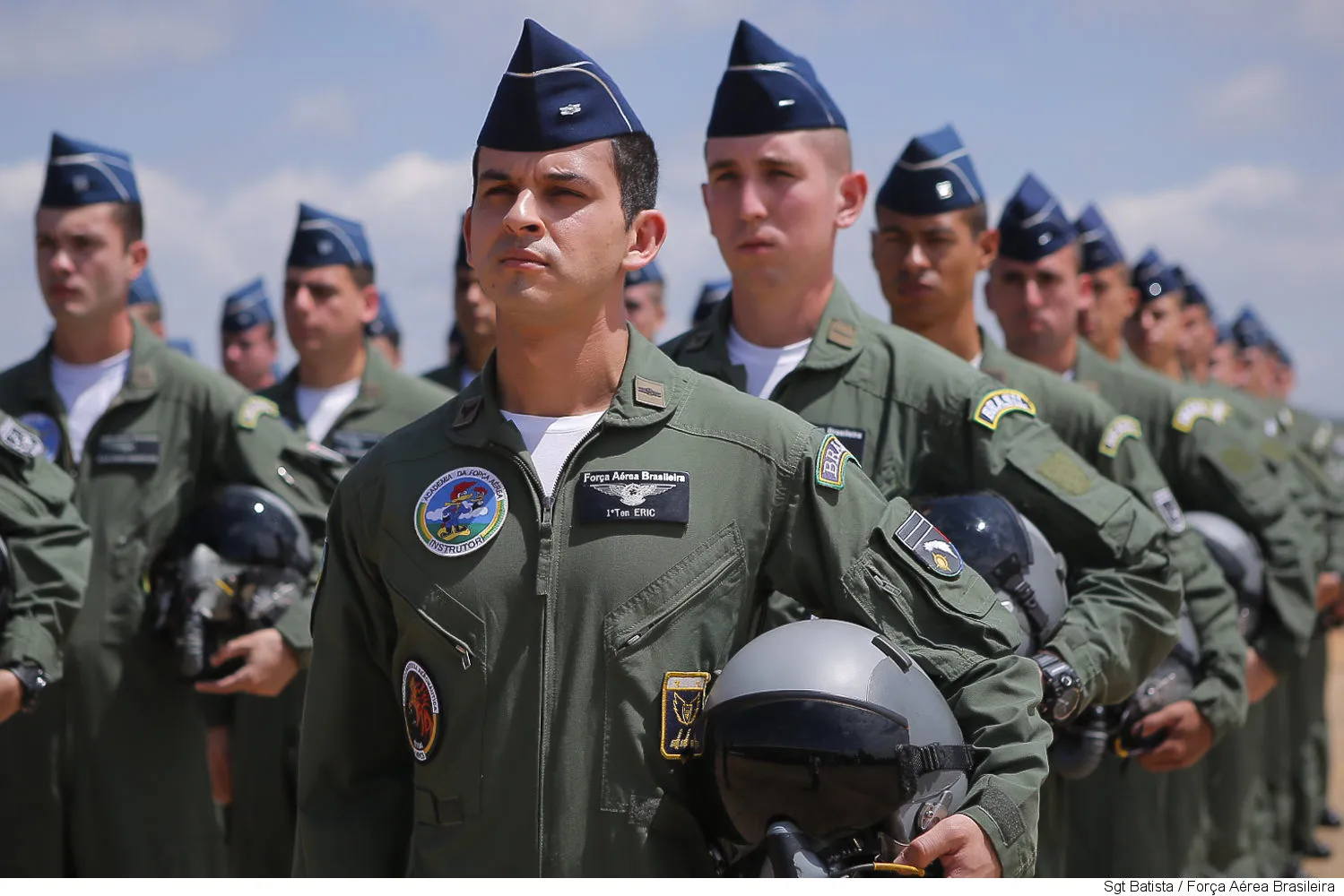 Atenção NORDESTE! Vagas abertas na Aeronáutica para nível fundamental com salários que podem chegar a quase R$ 4 mil; confira como ingressar