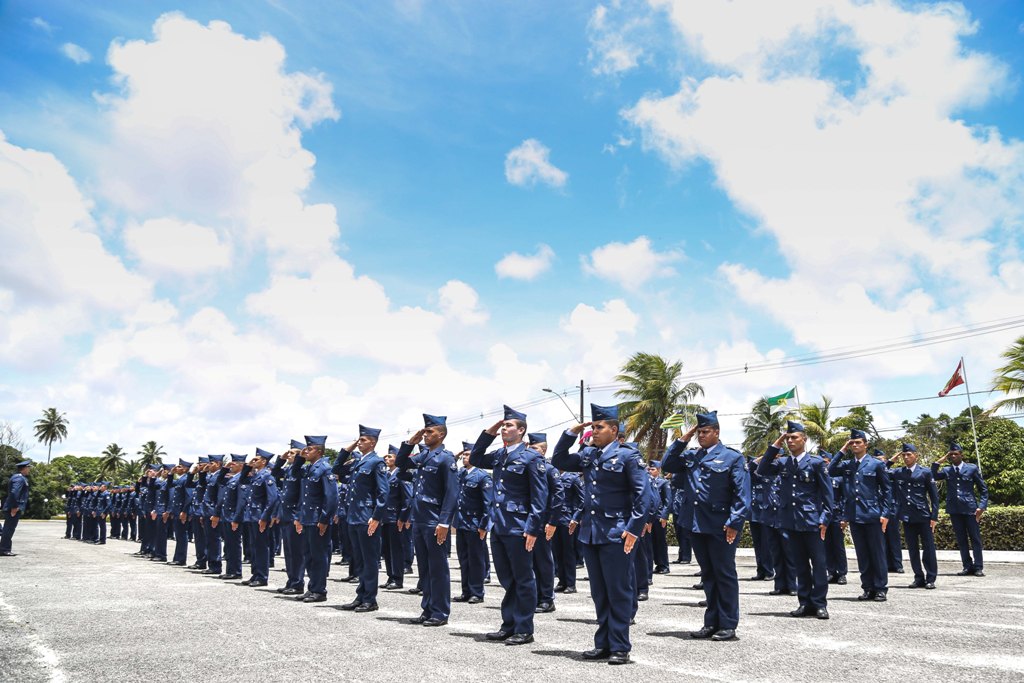 Qual a função de um Cabo da Aeronáutica? FAB recebe inscrições até 29 de janeiro
