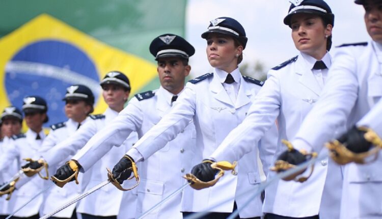 Concursos Aeronáutica: 5 editais para entrar na Força Aérea ainda em 2024; confira vagas, requisitos e como se inscrever
