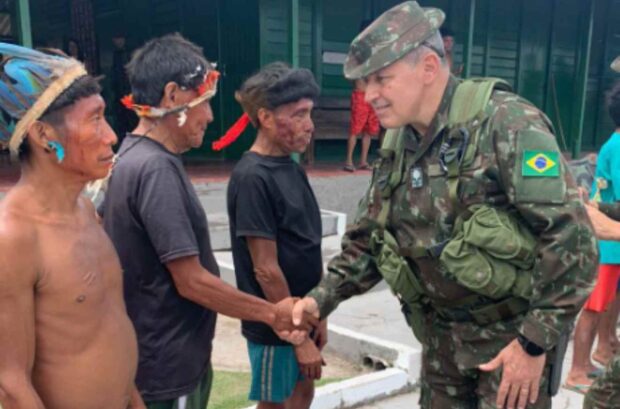 Comandante do Exército na Terra Indígena Yanomami, postagem em redes sociais gerou enxurrada de críticas