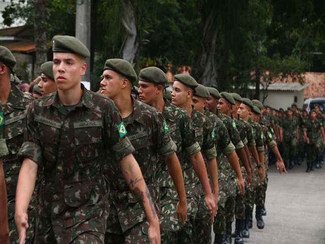 Últimos dias: 5º Região Militar do Exército encerra inscrições nesta semana; brasileiros até 41 anos podem servir como Oficiais