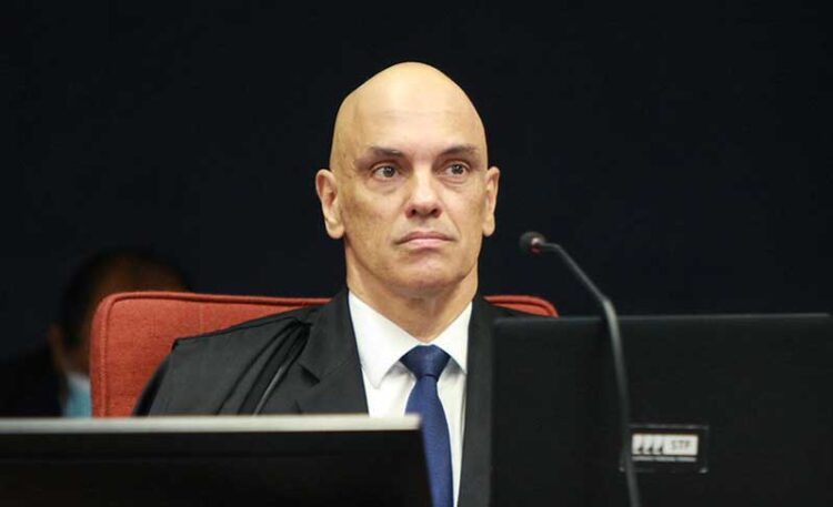 O STF arquivou o inquérito contra Ibaneis Rocha por suposta omissão nos atos de 8 de janeiro. A PGR não encontrou provas suficientes para prosseguir com as investigações.