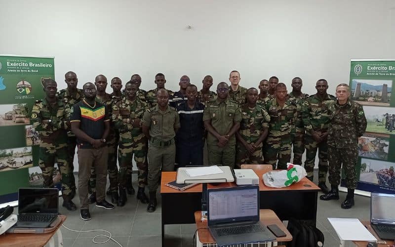 Exército brasileiro capacita militares do Senegal