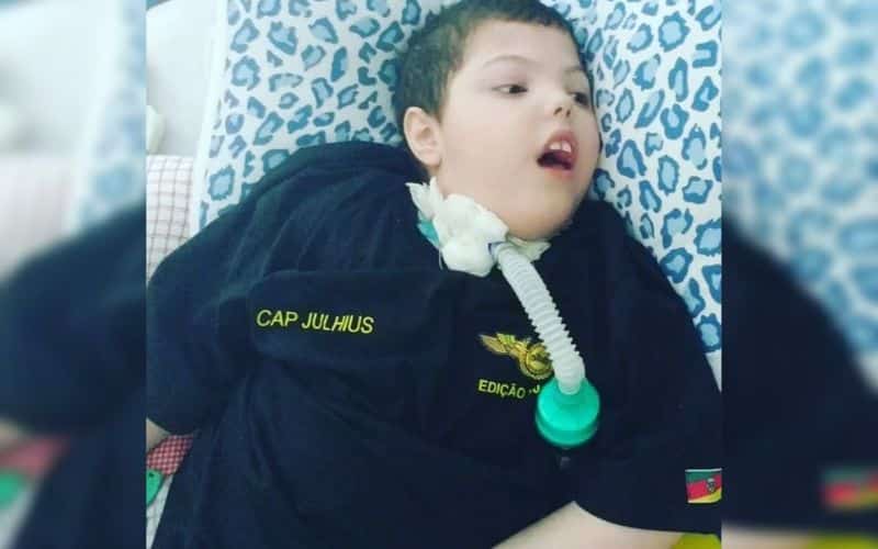 FUSEX: Sargento acusa Exército de recusar tratamento a filho com hidrocefalia severa: “Parece que quer que meu filho morra”
