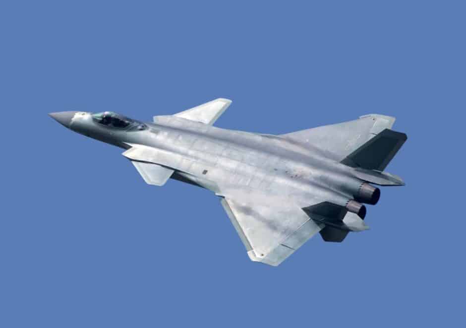 Conheça o incrível J-20 Mighty Dragon, o caça de 5ª geração com o qual a Força Aérea Chinesa desafia os F-22 e F-35 dos Estados Unidos