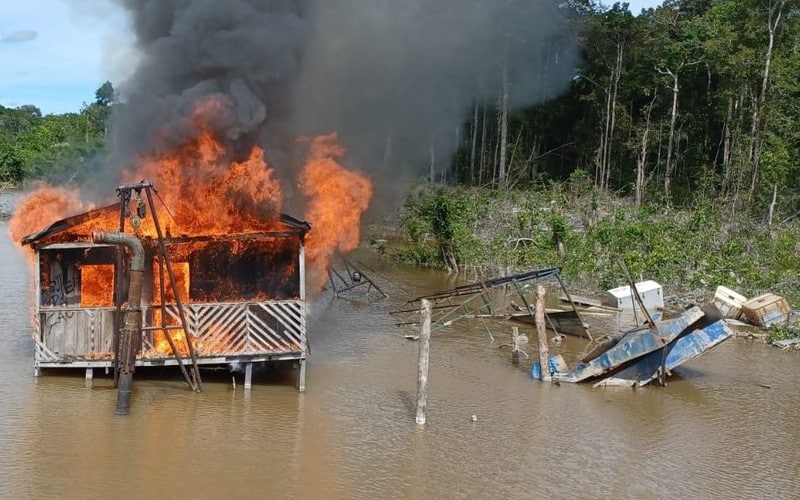 Apreendendo, inutilizando e destruindo: Em 4 meses militares das Forças Armadas conseguem diminuir 75% do garimpo ilegal