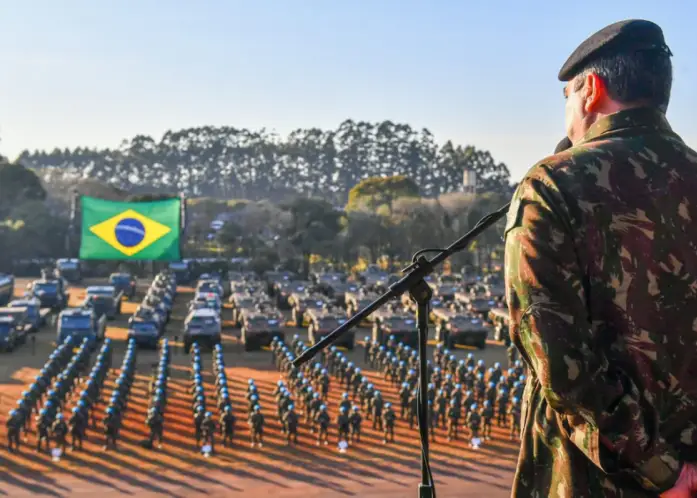 Descoberto como a maior desenvolvedora de mísseis do mundo está revolucionando a defesa no Brasil e aprimorando as capacidades das Forças Armadas com tecnologia avançada, segurança e inovação