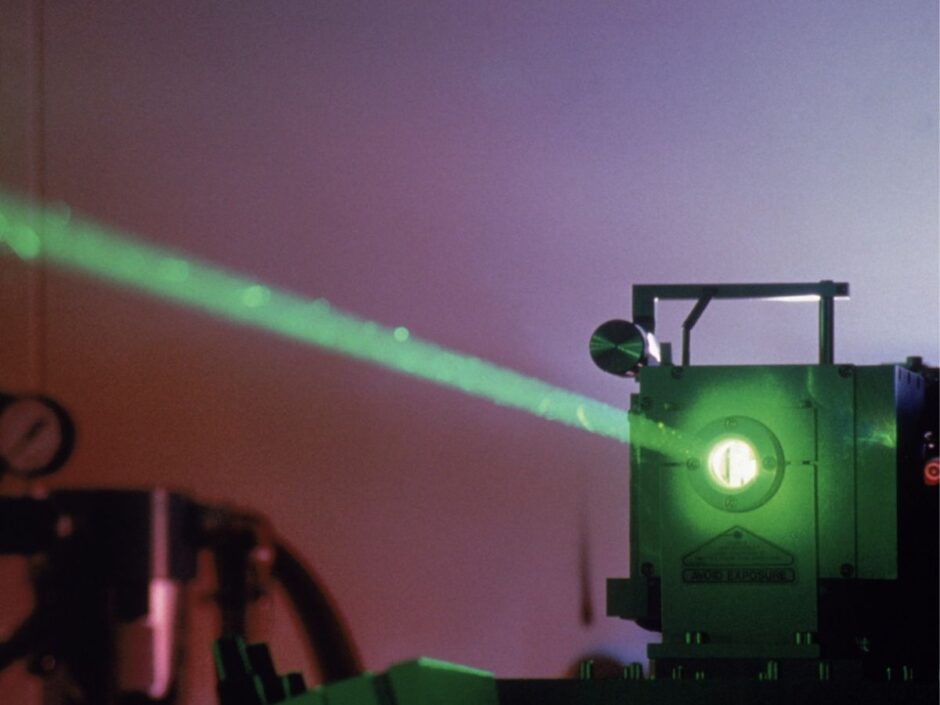 Israel implementa laser de defesa de US$ 1,2 Bilhões: a nova fronteira da segurança aérea que os EUA desejam replicar