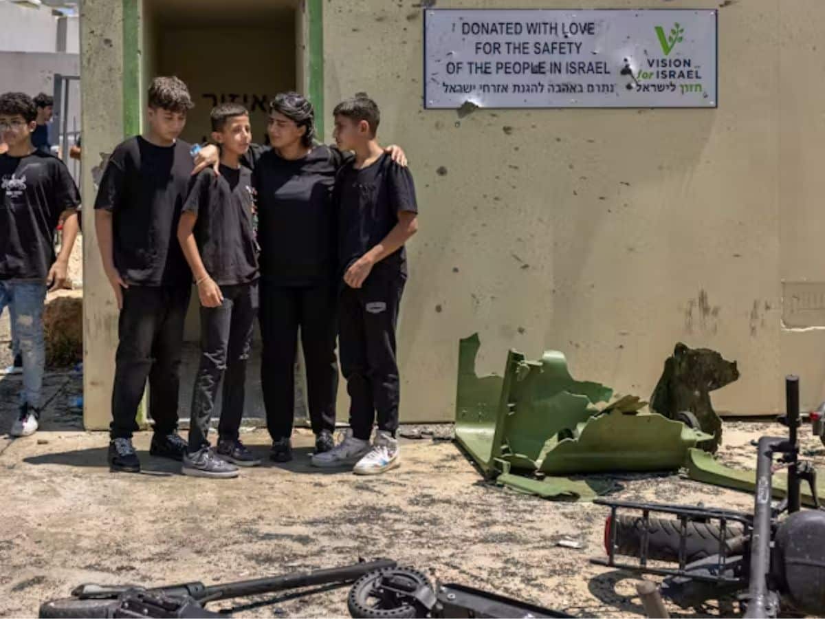 Israel aprova resposta militar a ataque com foguete do líbano: tensão na fronteira escala enquanto comunidade internacional apela por cautela