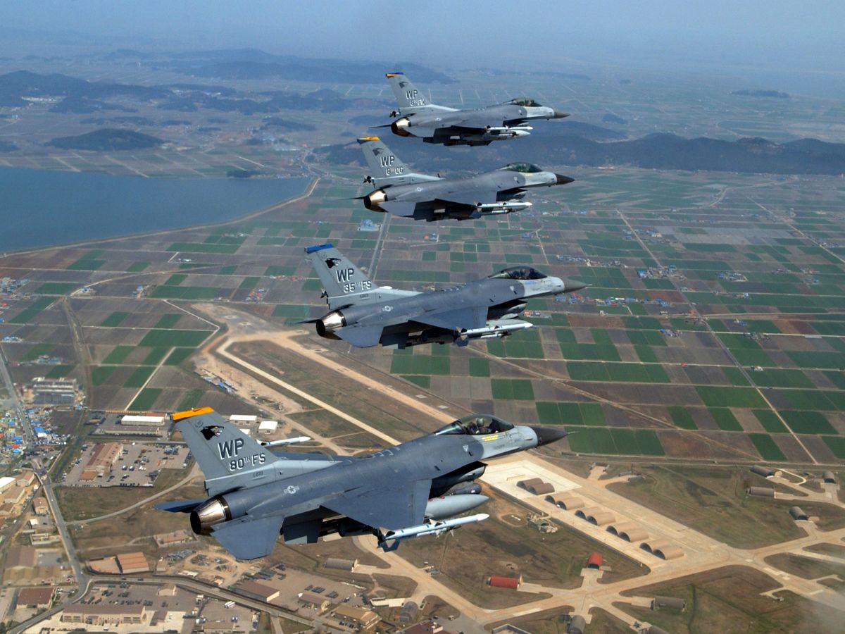 EUA reforça presença militar no Indo-Pacífico para conter agressões da China com bases na Coreia do Sul, Japão e Filipinas