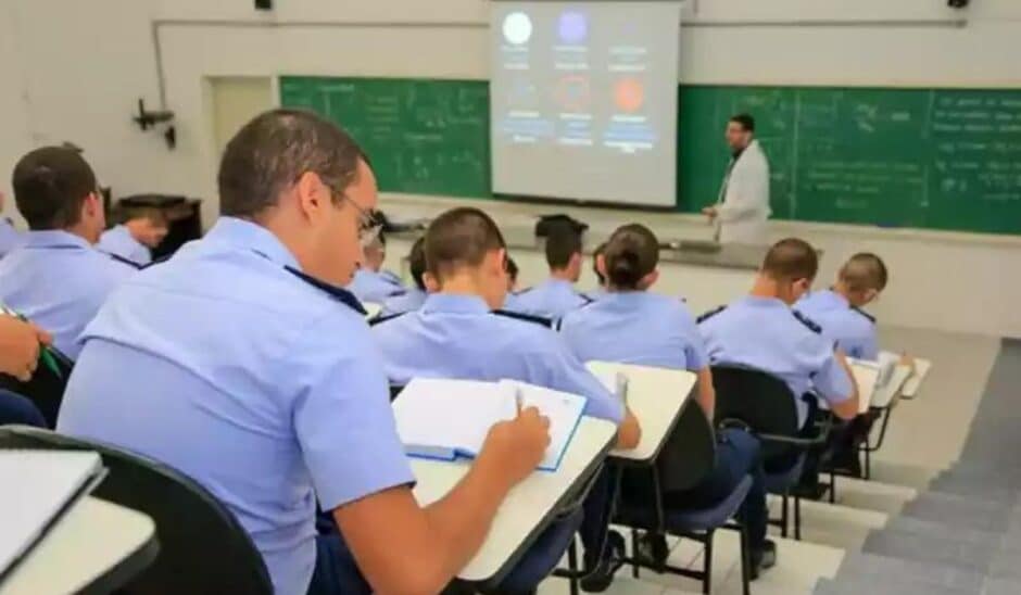 ITA anuncia concurso para Civis: mais de 100 vagas para níveis médio e superior!