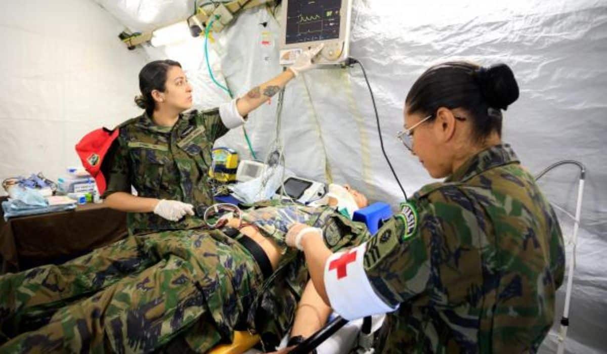 A Carreira desafiadora e recompensadora de um Técnico de Enfermagem no Exército: descubra detalhes da profissão e candidate-se para uma das vagas abertas