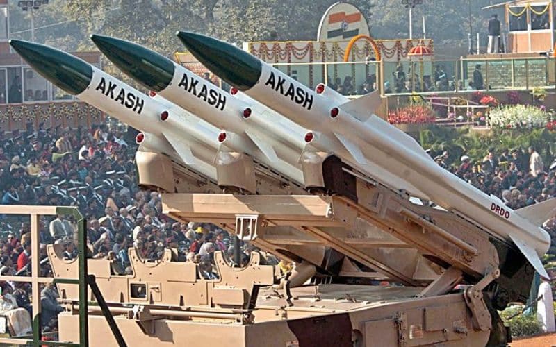 Exército Brasileiro busca sistemas antiaéreos: Akash NG (indiano) e Sky Dragon 5 (chinês) estão na mira