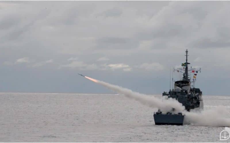 Operação Lançamento de Armas III da Marinha revela mísseis obsoletos e falta de armamento aéreo
