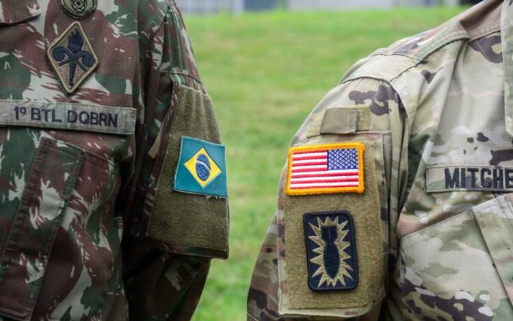 Exercício combinado fortalece a diplomacia militar entre os Exércitos do Brasil e dos EUA