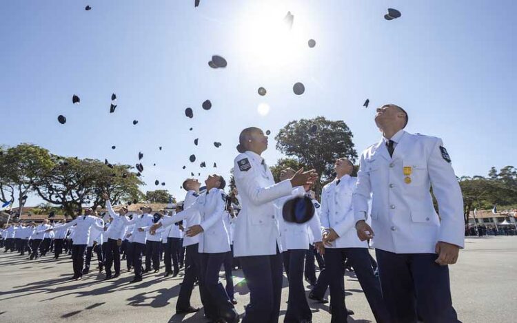 Formatura do último curso de sargentos especialistas da Aeronáutica