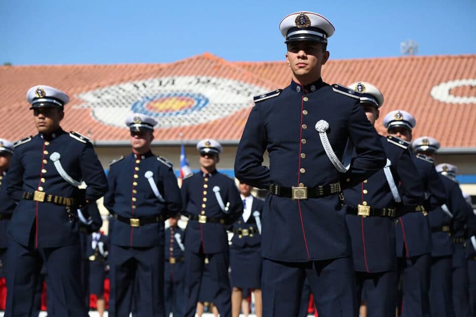 ​Concurso para Oficiais da Polícia Militar abre inscrições nesta segunda! Nível médio com salário acima de R$ 8 mil: confira todos os detalhes