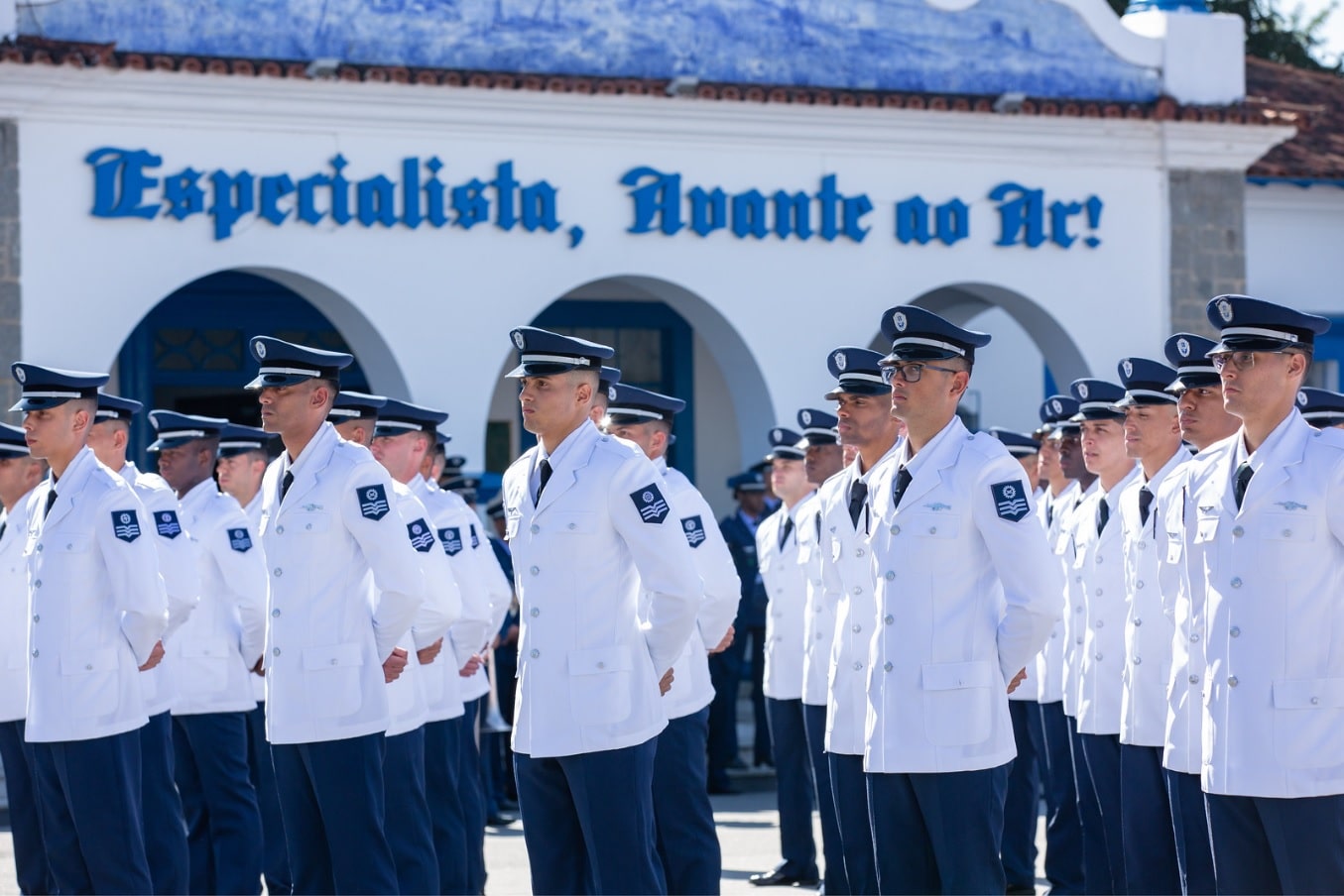EEAR 2025: saiu edital para SARGENTOS da AERONÁUTICA! Inscrições abertas: veja como participar