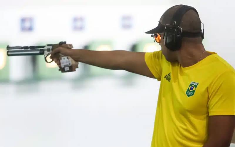 Primeira medalha de ouro do Brasil foi conquistada por um coronel do Exército em 1920 na Antuérpia, Bélgica
