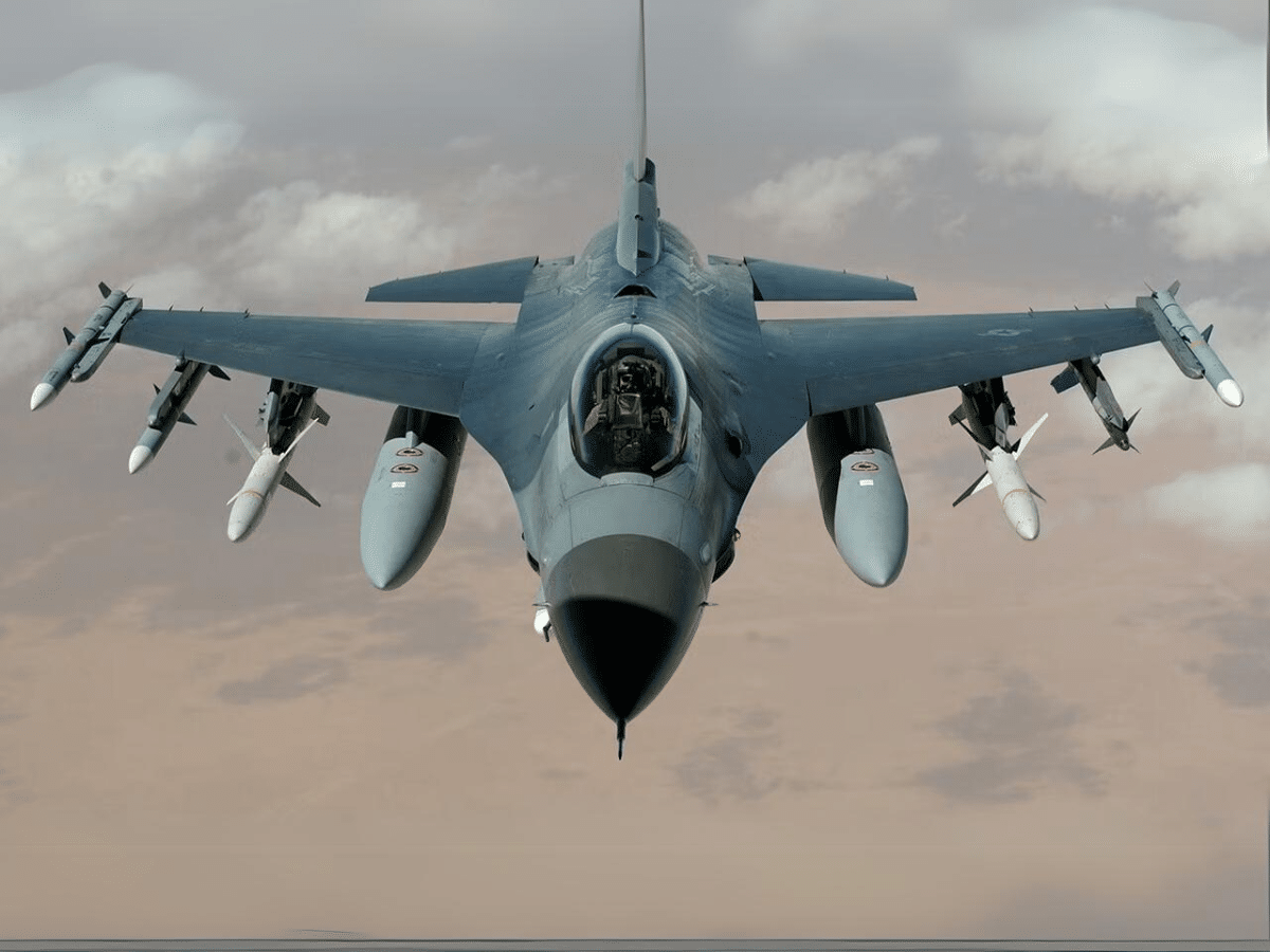 Por que o F-16 é o avião de combate mais utilizado pelas forças aéreas do mundo?