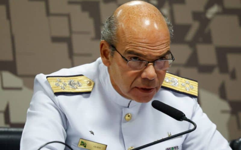 Em lançamento da fragata Tamandaré, Almirante Olsen faz duras críticas à defesa nacional: “Visão geopolítica míope”