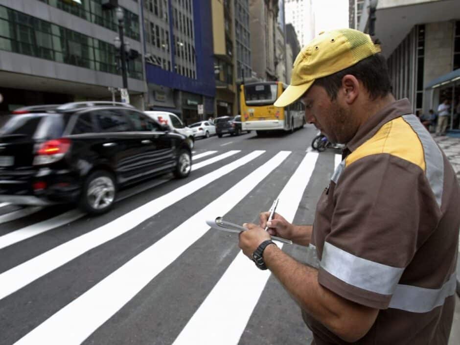 Nova lei de trânsito pode mudar tudo: multas de R$ 2.934,70 e suspensão de 12 meses da CNH: Reincidência dobra a penalidade, até 24 meses sem dirigir