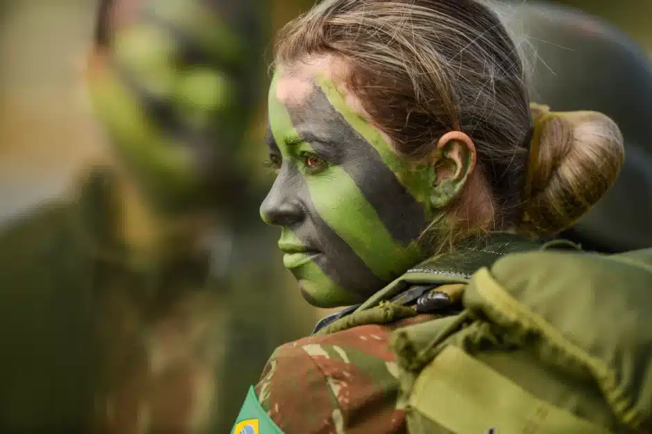 Alistamento Militar feminino continua recebendo inscrições! Milhares de mulheres já se alistaram: saiba como fazer parte das Forças Armadas