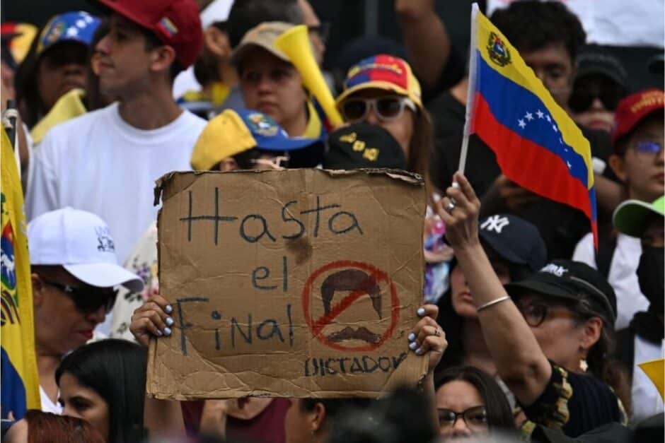 O mundo se une contra a repressão na Venezuela: um bloco de 45 países exige o fim imediato da repressão brutal na Venezuela e a libertação dos presos políticos, com um apelo urgente na ONU!