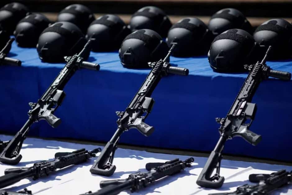 Israel distribui 9.000 rifles e prepara exército civil para um confronto explosivo com Hezbollah: será que o norte do país está prestes a enfrentar sua maior batalha?